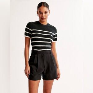 NWT Abercrombie & Fitch Sloan Black Tailored Shorts Size 00/24